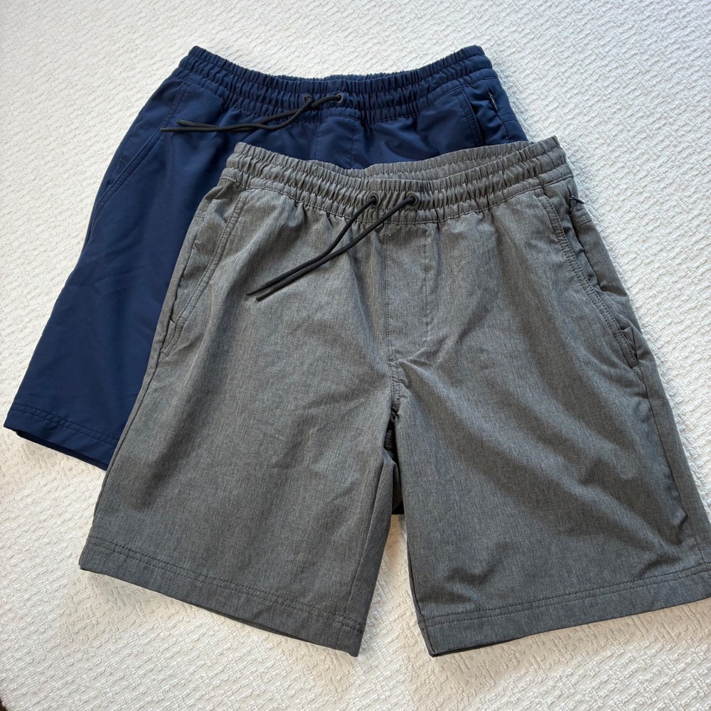 Old Navy Mens S StretchTech Go-H2O Shorts Bundle Navy Gray 2 Pack Gorpcore